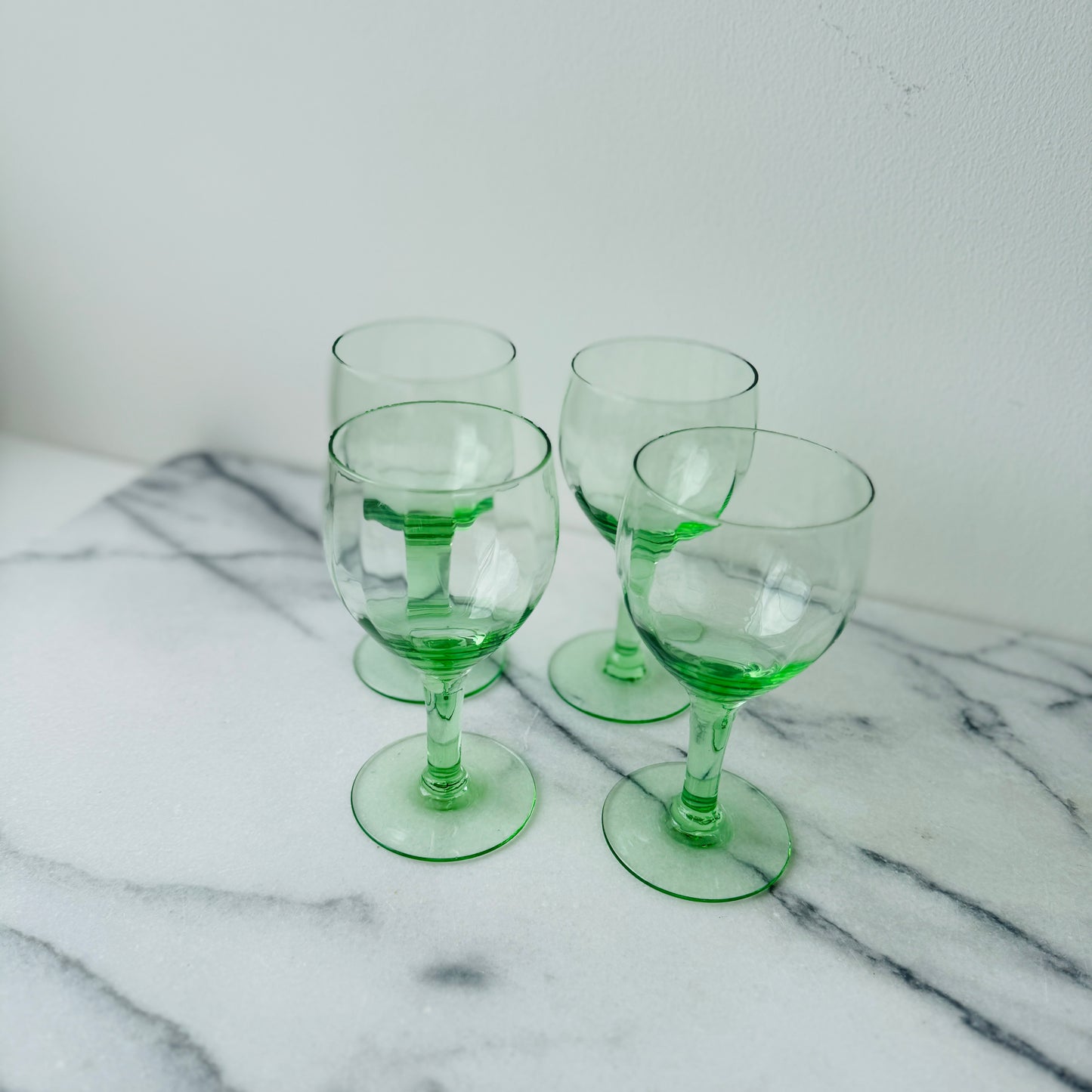 SET 4 WIJNGLAZEN