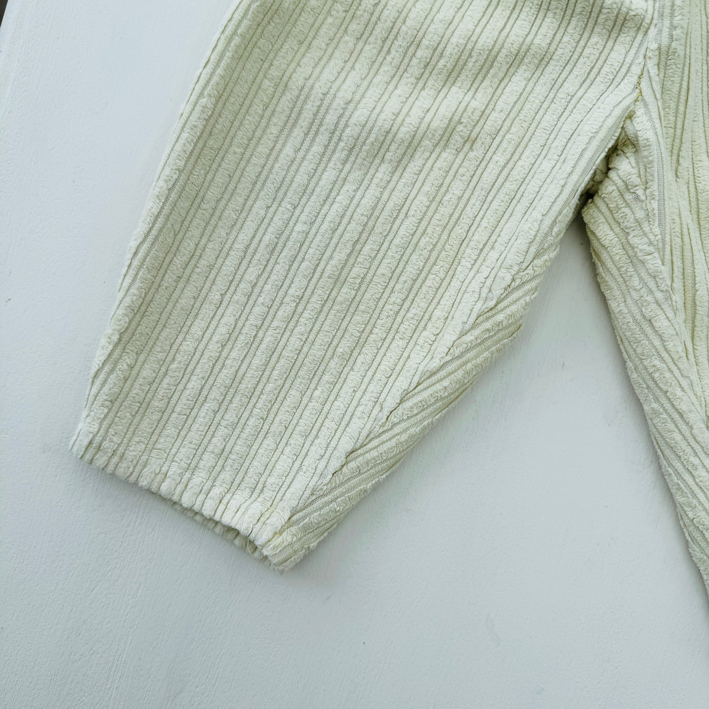 BROEK GEEL VELOURS (12-18M)