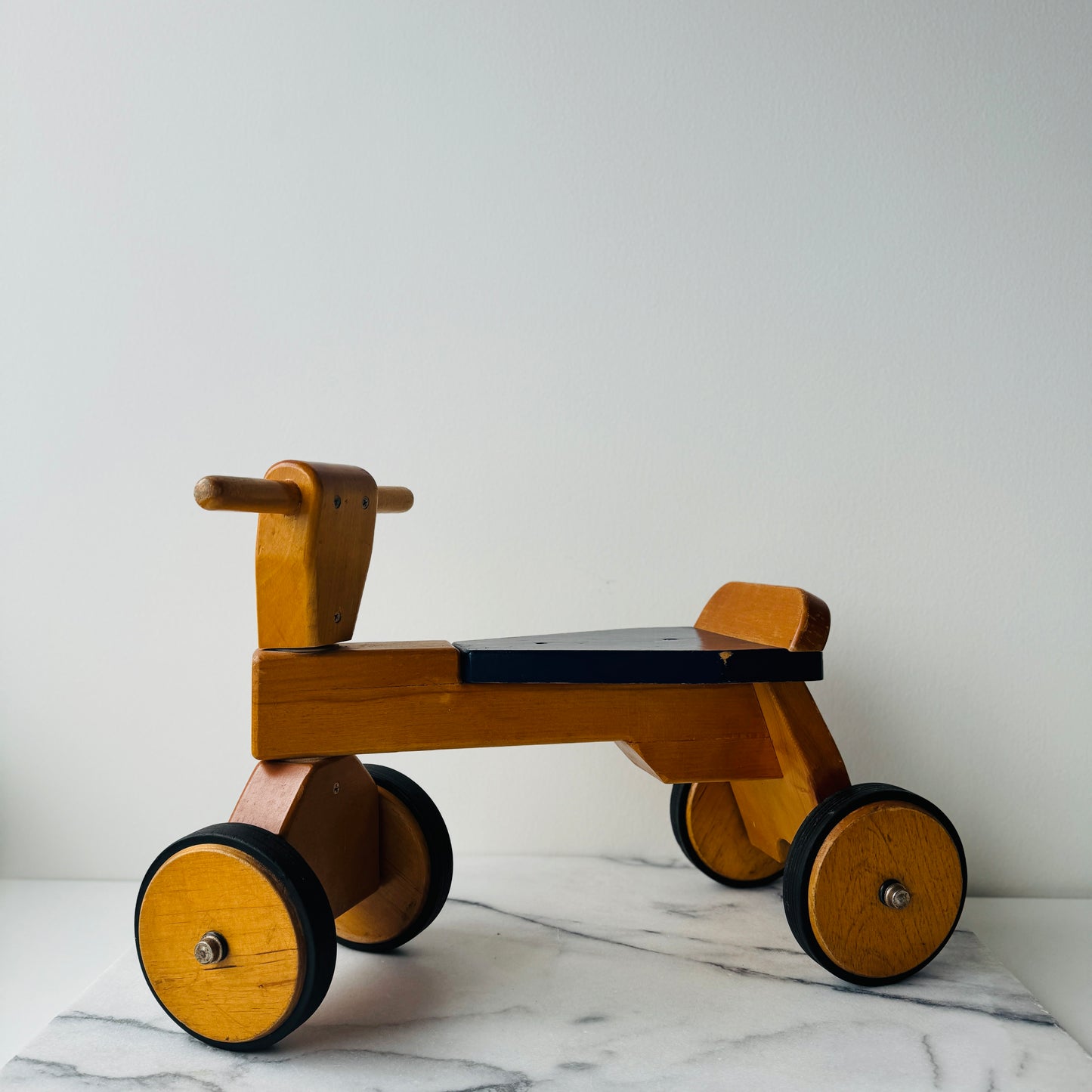 LOOPFIETS HOUT