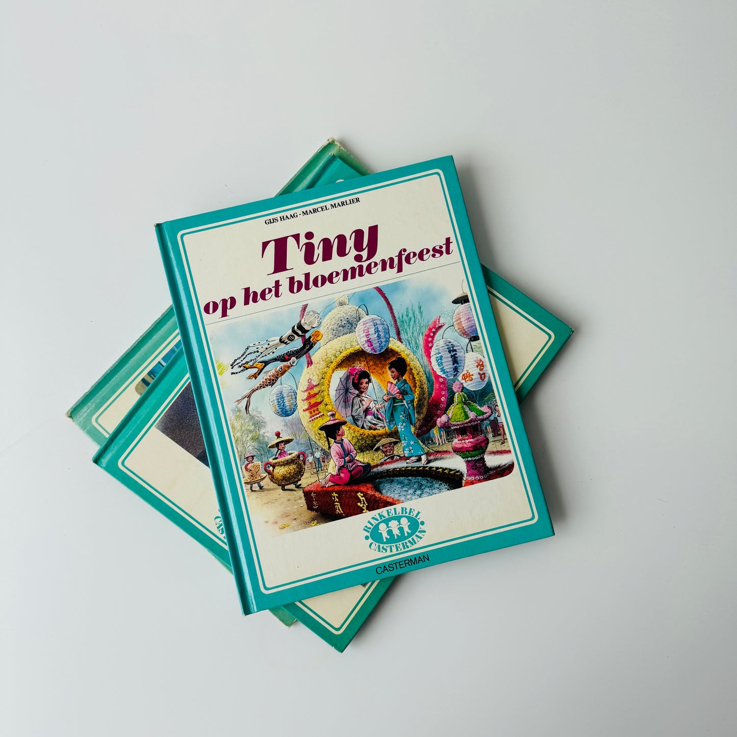 TINY OP HET BLOEMENFEEST