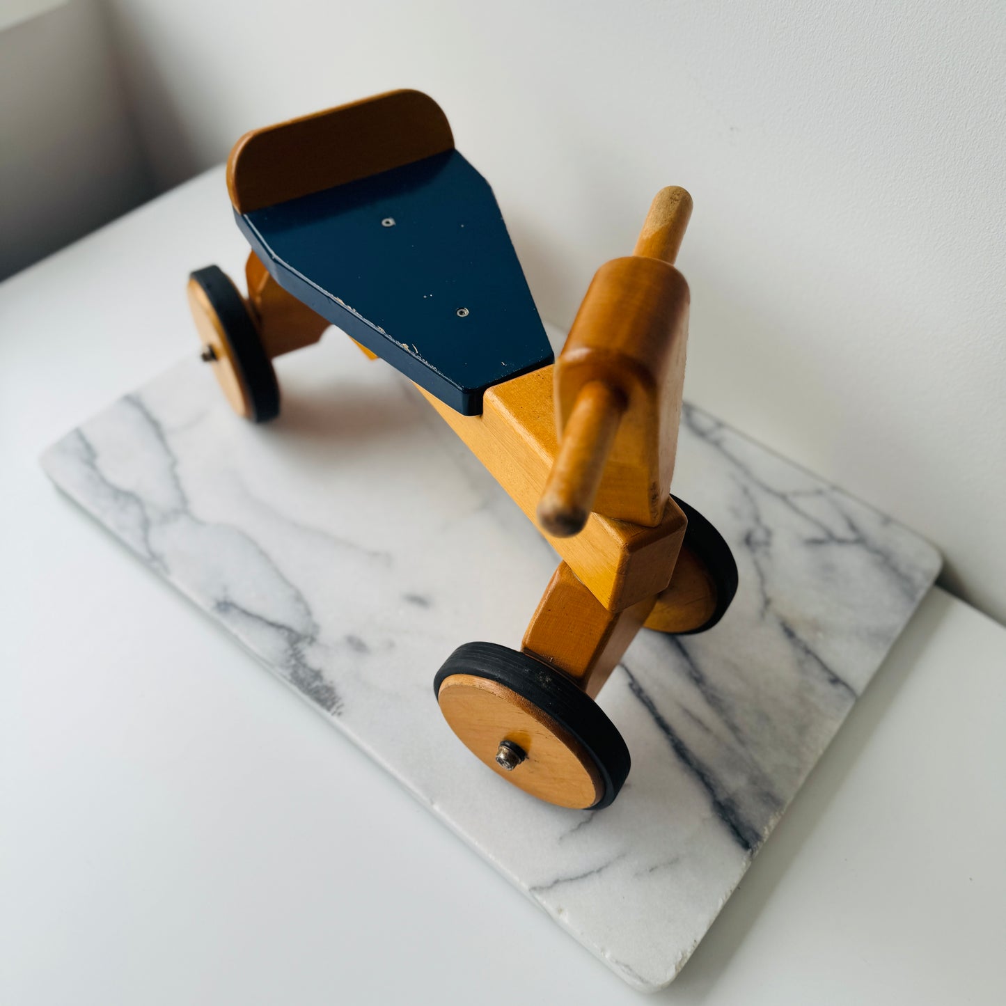 LOOPFIETS HOUT