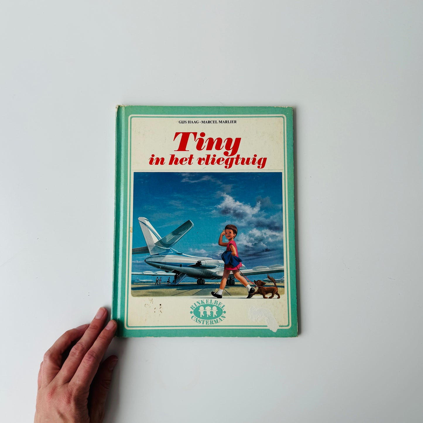 TINY IN HET VLIEGTUIG