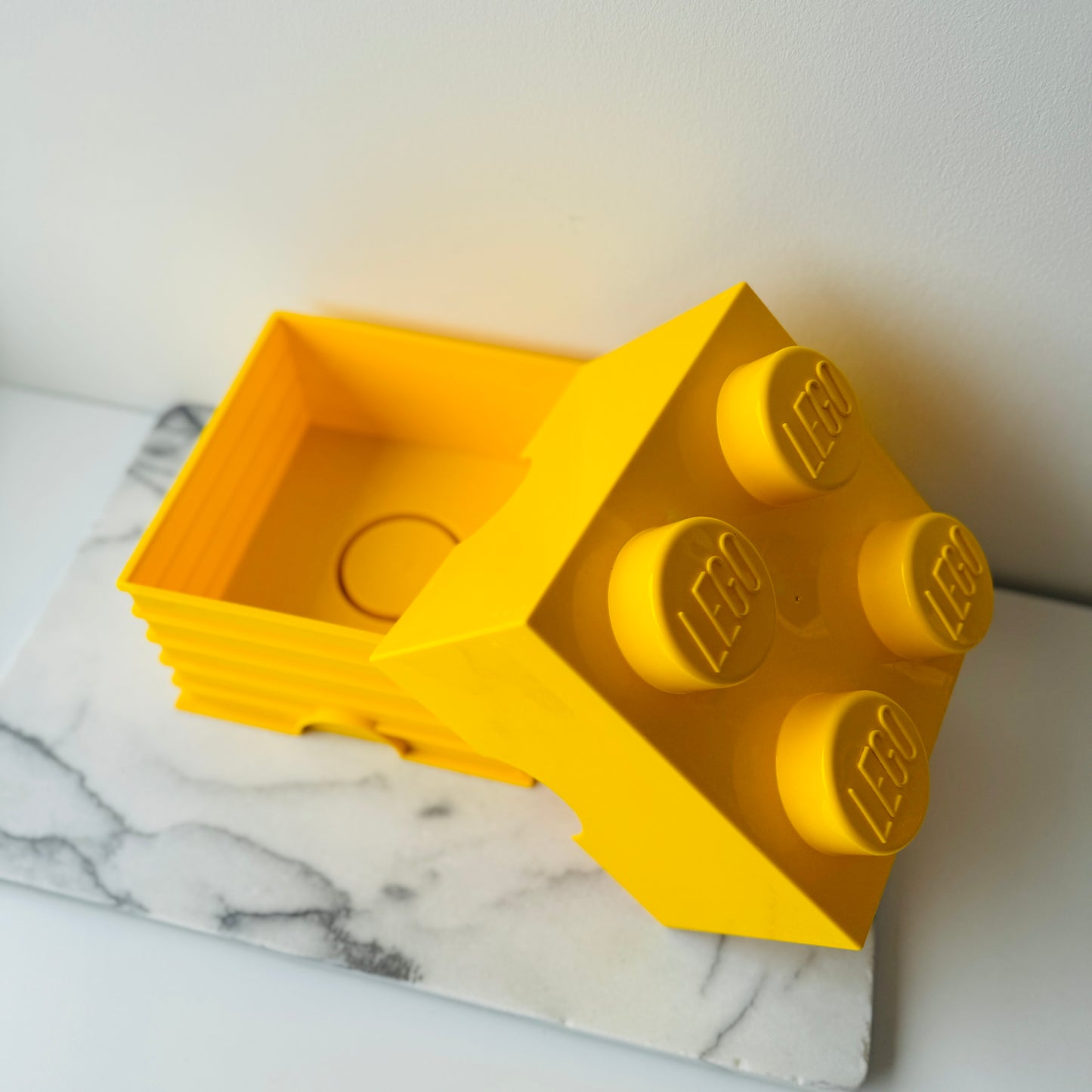 LEGO OPBERGBOX L GEEL