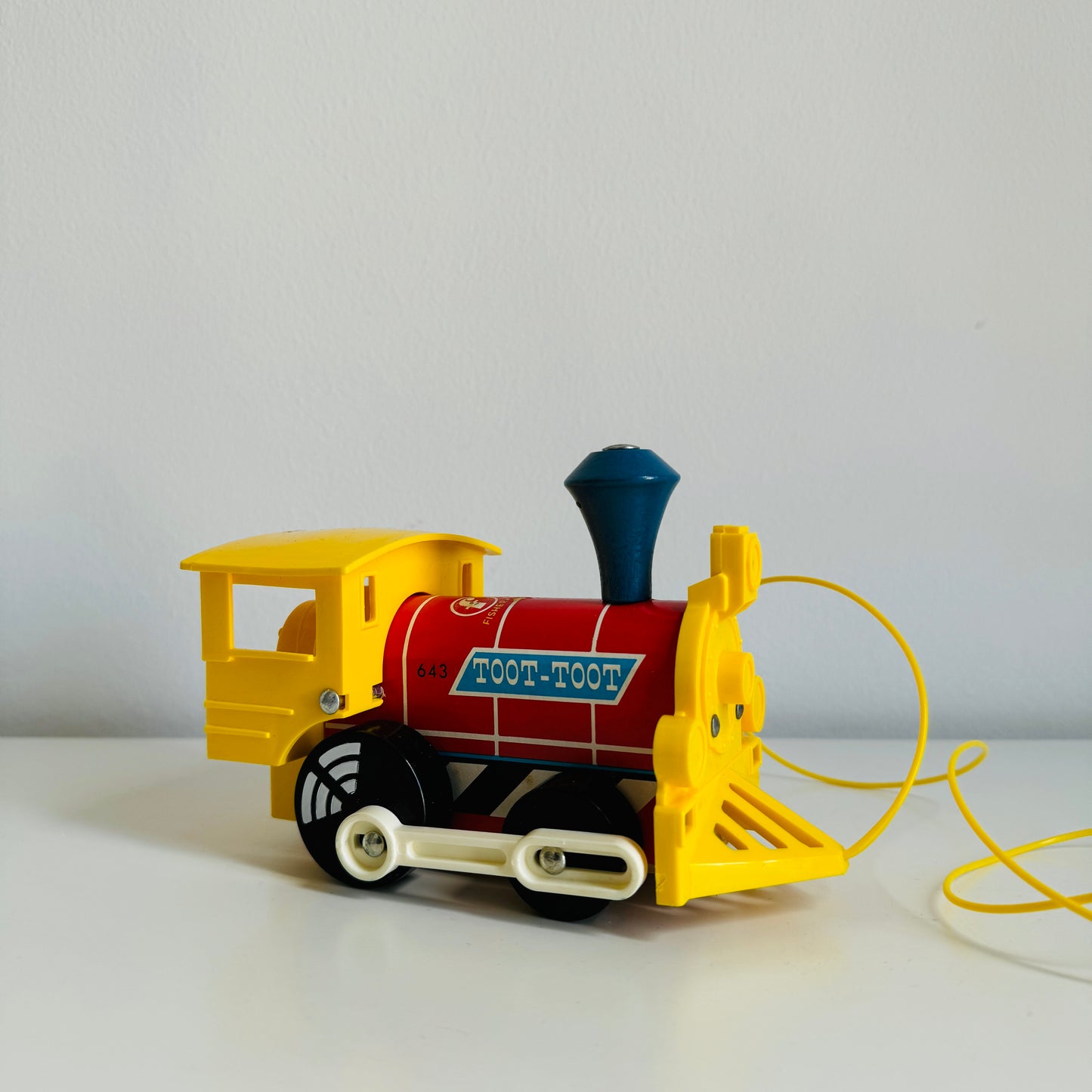 TOOT TOOT FISHER PRICE