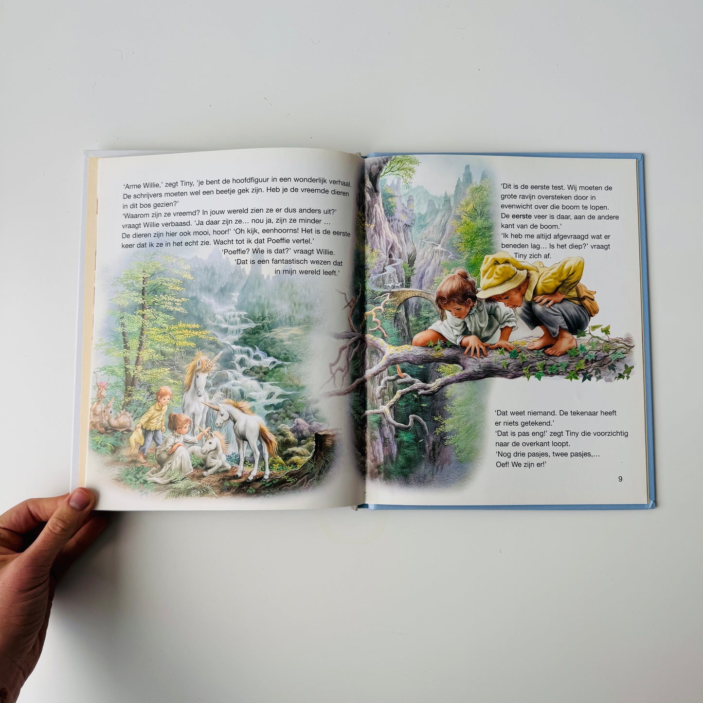 TINY IN SPROOKJESLAND