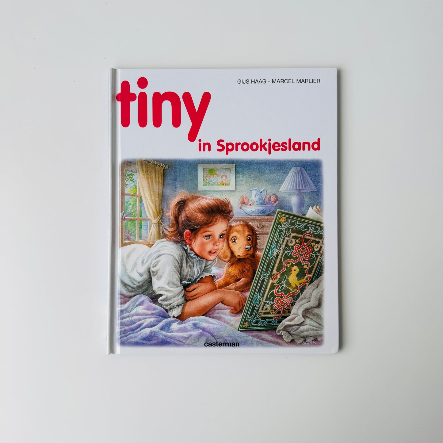 TINY IN SPROOKJESLAND