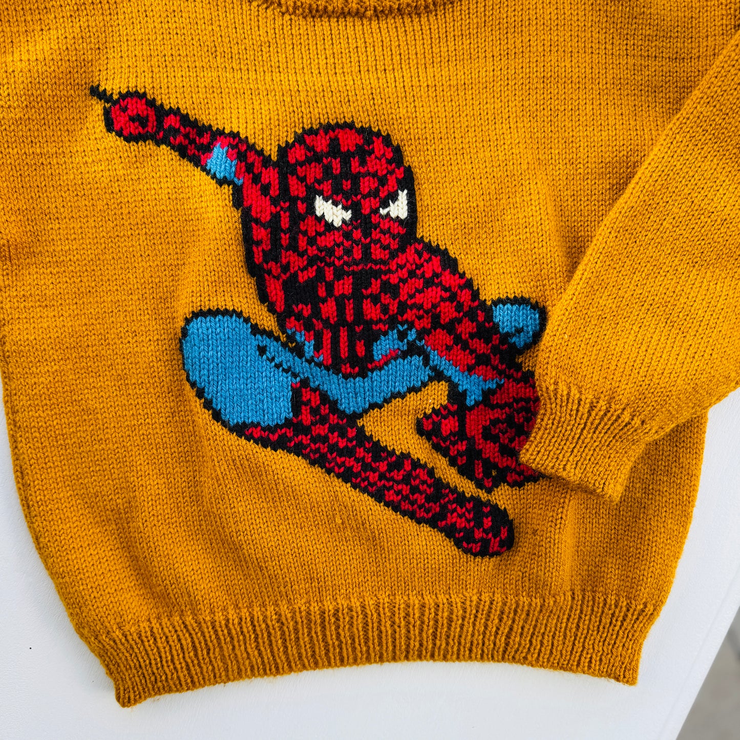 KNIT SPIDERMAN (7J)