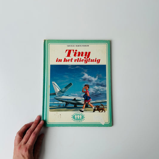 TINY IN HET VLIEGTUIG